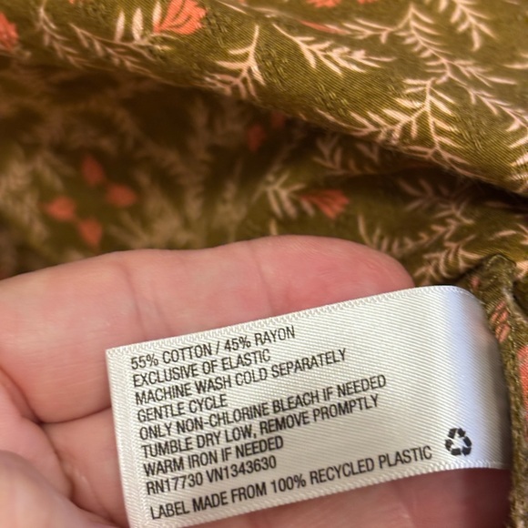 Universal Thread Floral Smocked Dress Large Olive Boho - Picture 5 of 12